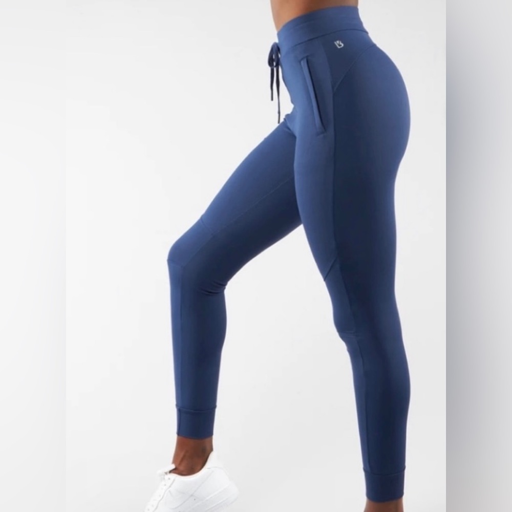 BUFFBUNNY joggers